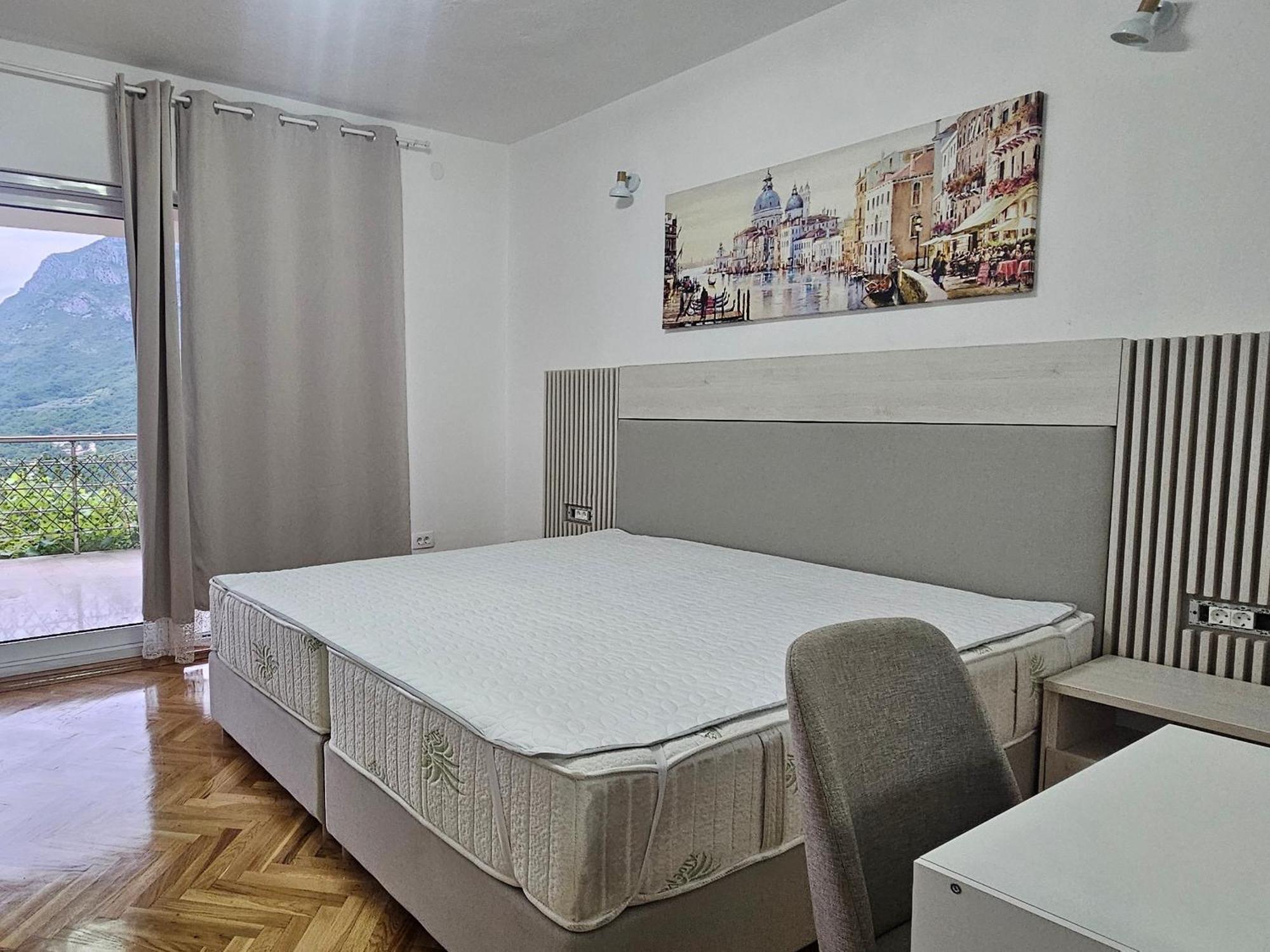 Dika Apartment Bar Bagian luar foto